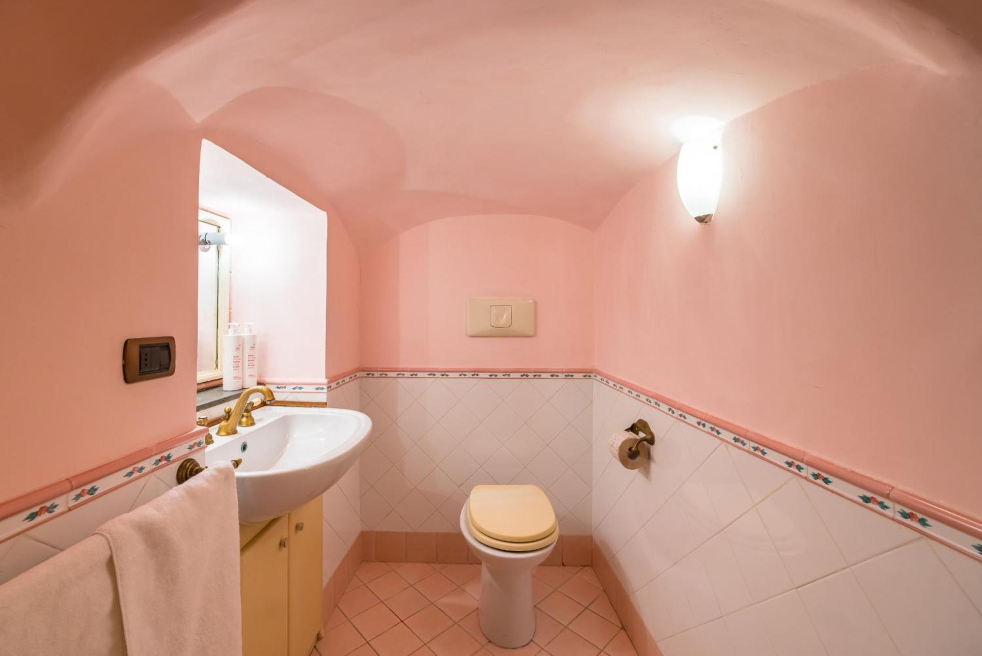 Apartment Homely By Wonderful Italy Naples
