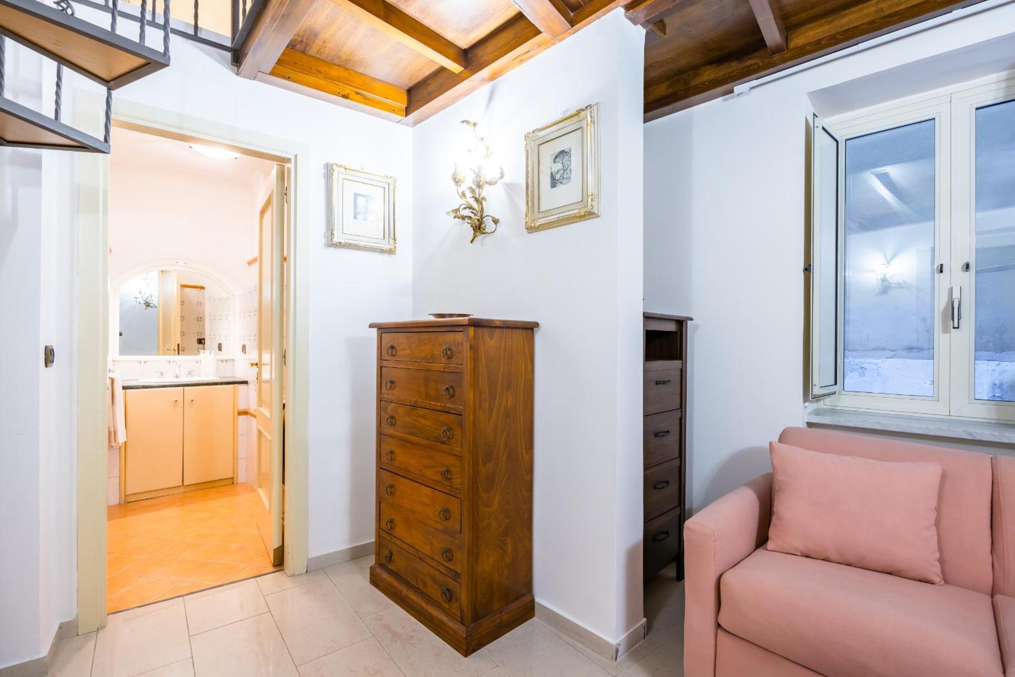 Apartment Homely By Wonderful Italy Naples